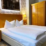 Am Pollingpark Pensionat Dessau-Rosslau