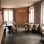 Am Pollingpark 3* Dessau-Rosslau