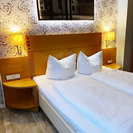 Pensionat Am Pollingpark 3*