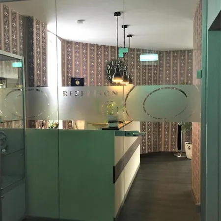 Am Pollingpark 3* Dessau-Rosslau